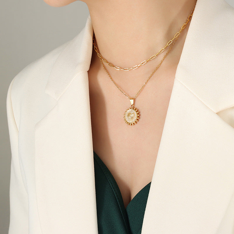 Trendy double-sided double-layer personalized explicit pendant, collarbone chain, relief peach heart sun lace necklace, jewelry, women's 99.