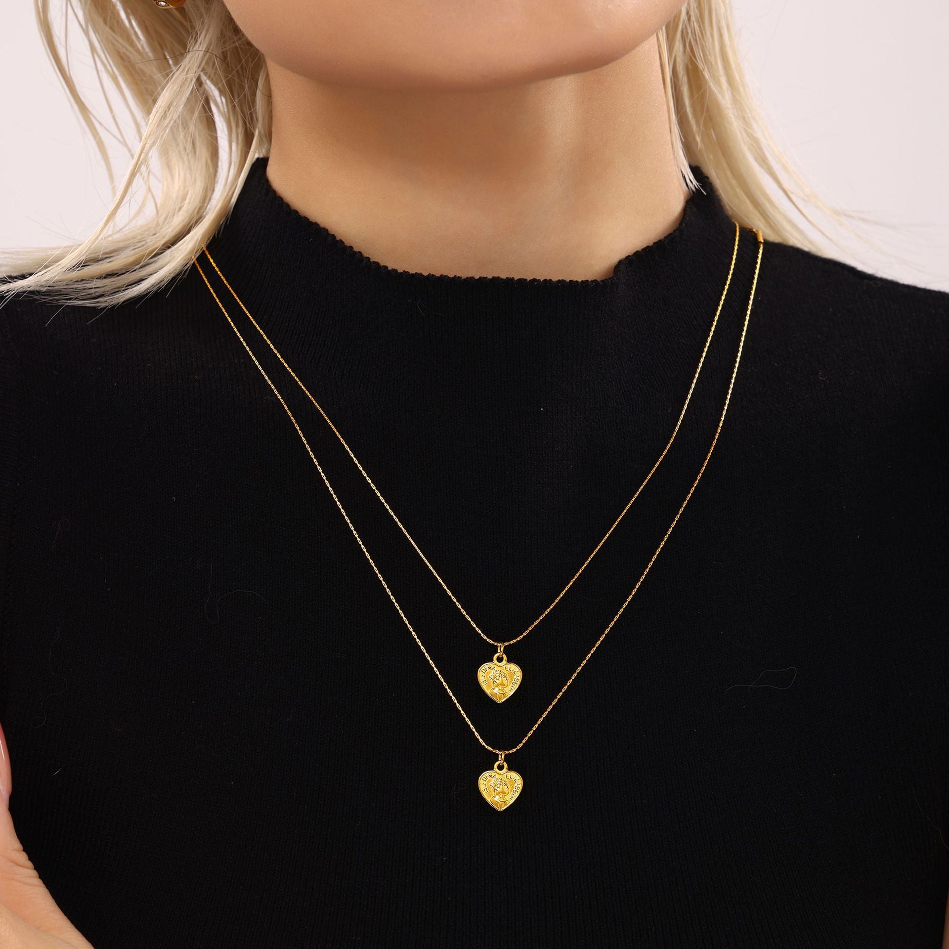 Stainless steel plated 18K real gold ultra-fine S chain love Elizabeth necklace fashion versatile jewelry women's spot