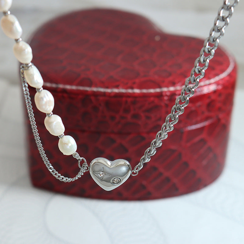 Titanium steel light luxury cold wind titanium steel love pendant necklace does not fade niche design bracelet jewelry set decoration