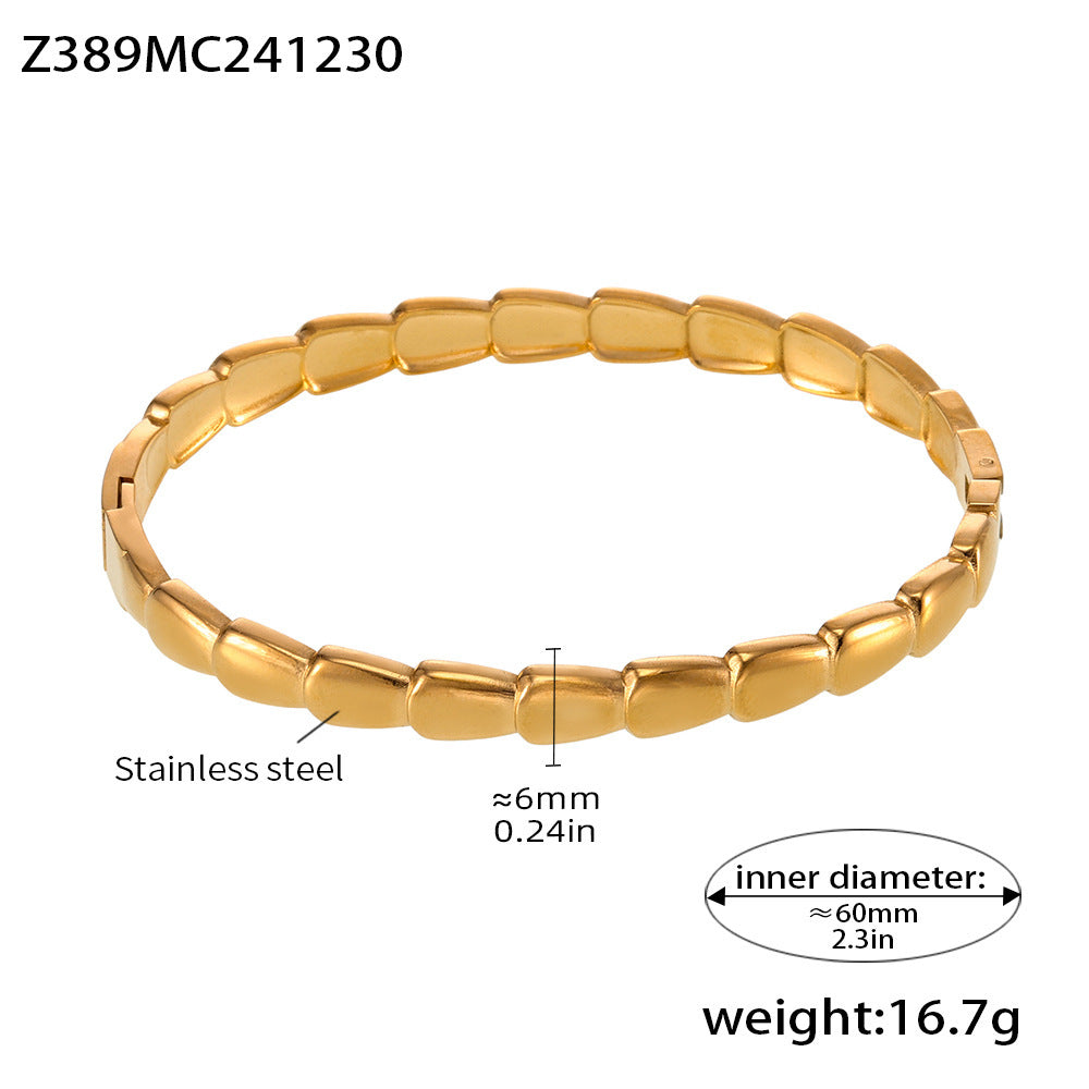 Titanium steel bracelet light luxury PVD electroplating 18K real gold European and American trend Bracelet bracelet combination spot
