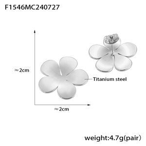 Popular stainless steel exaggerated flower earrings women's French fashion light luxury personalized small flower stud earrings