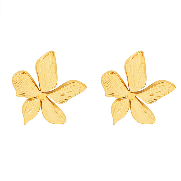 Niche design petal three-dimensional embossed retro earrings titanium steel plated 18k real gold ear jewelry F55199