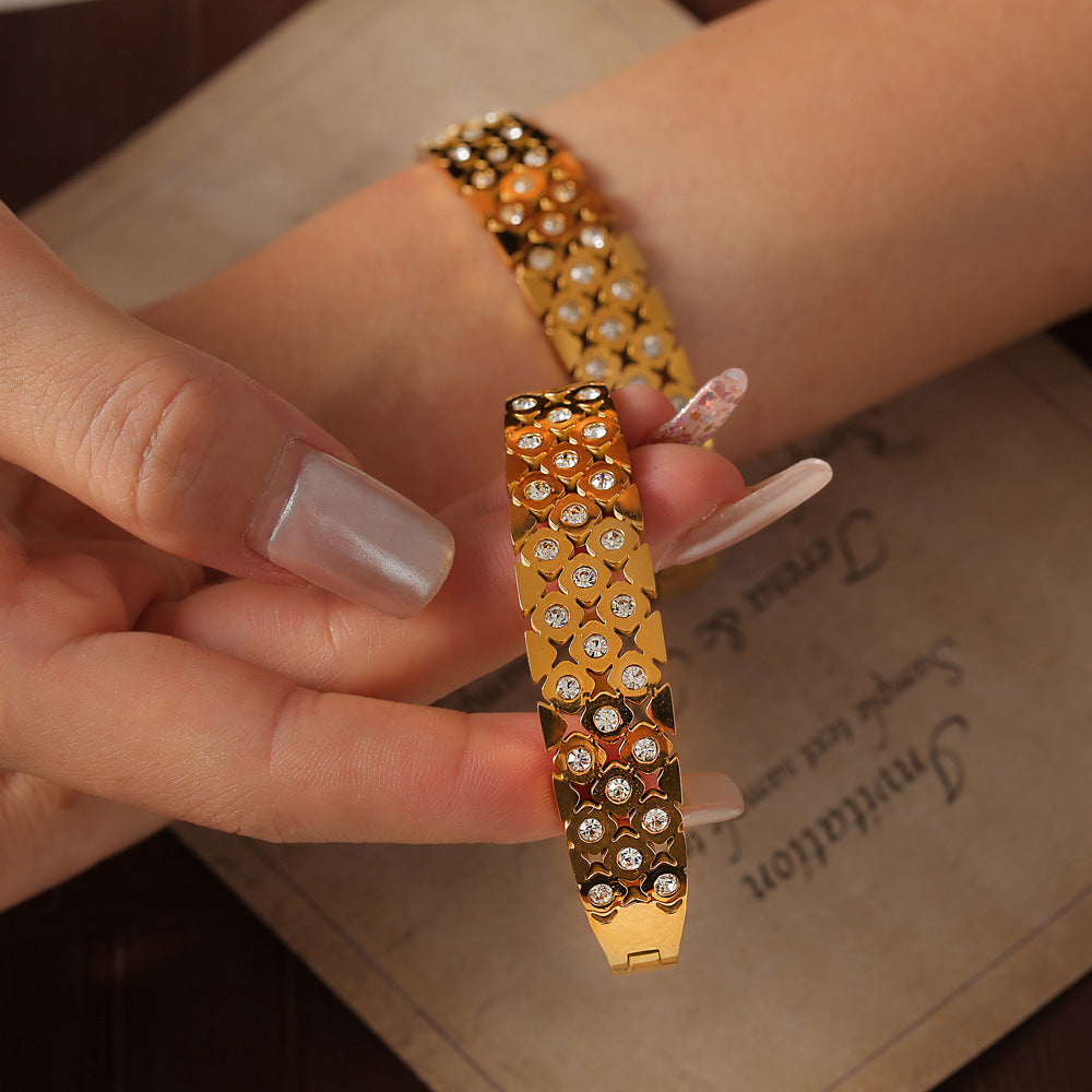 Chic style fashionable simple elegant versatile titanium steel gold-plated jewelry geometric hollow design sense diamond-encrusted versatile bracelet pp
