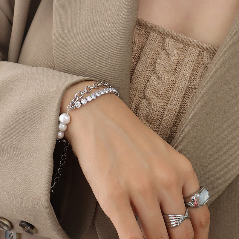 Cold wind light luxury fashion trend imitation pearl zircon bracelet titanium steel plated 18K real gold E029