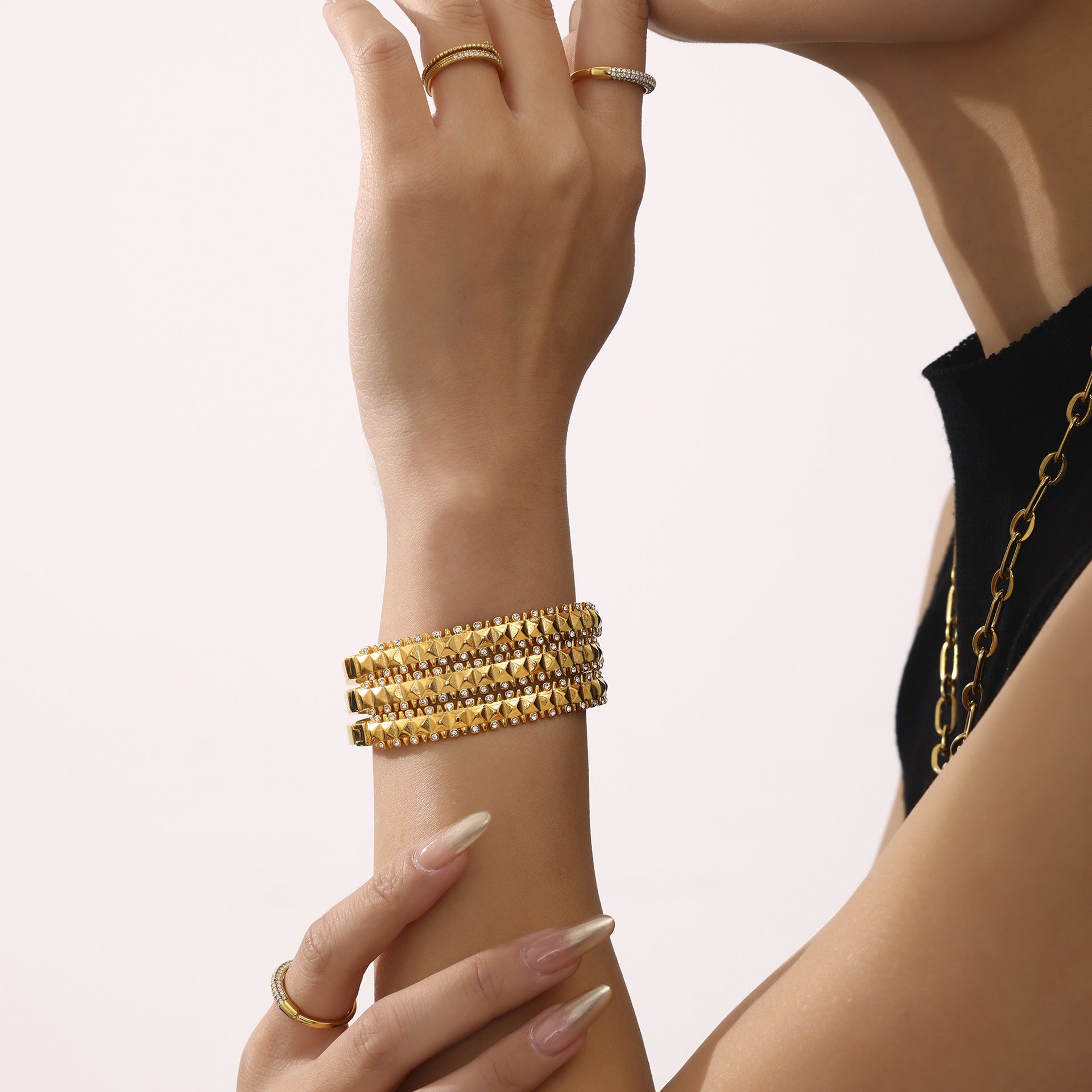 Rivet Gypsy Zircon Bracelet Stainless Steel Electroplating 18K Real Gold Handmade High Quality Fine Polished Bracelet