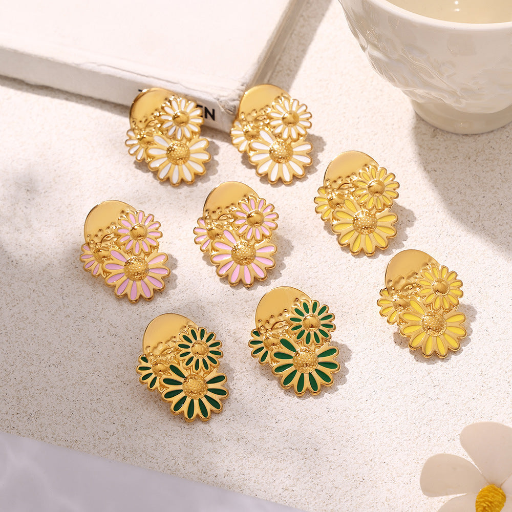 Chrysanthemum stud earrings 18k gold titanium steel small daisy oil dripping earrings women's temperament retro earrings wholesale
