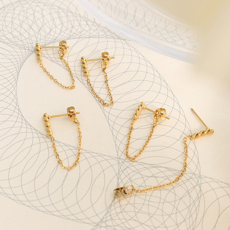 Cold wind fringed chain earrings titanium steel plated with 18K real gold, light luxury fashion irregular ear jewelry