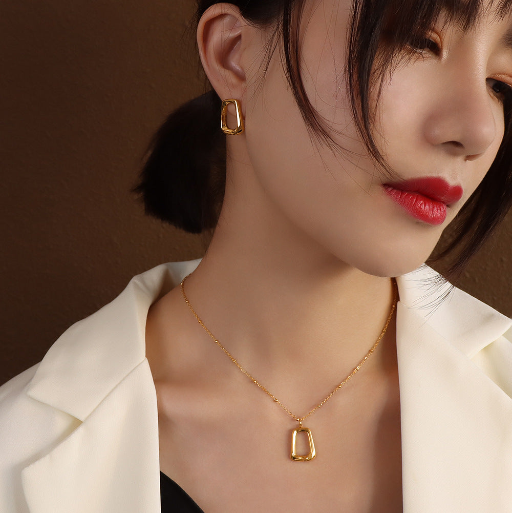 Marka Jewelry Geometric Square Necklace Clavicle Chain Titanium Steel 18k Gold Earrings Stud Earrings Jewelry Set