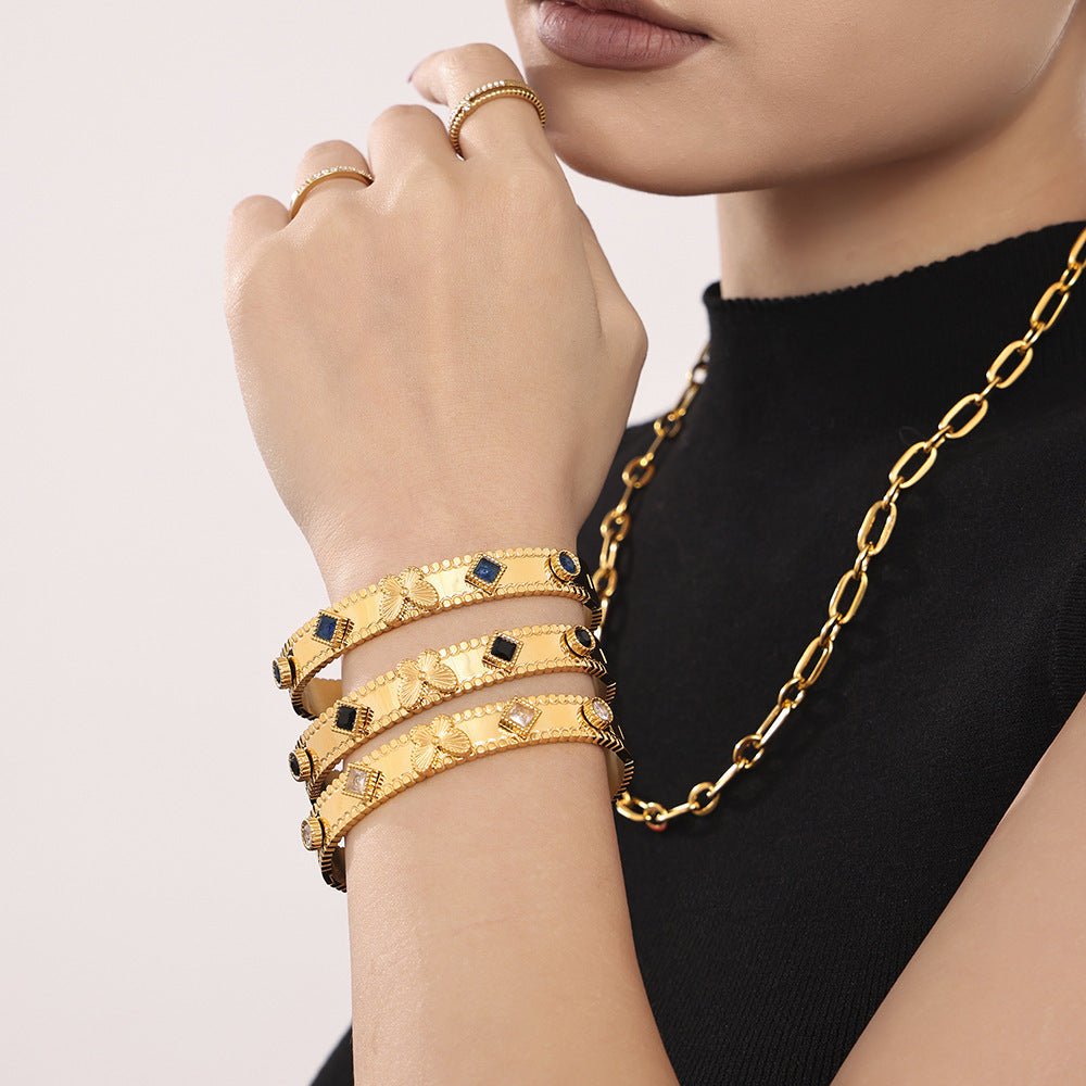 Batch flower butterfly zircon Czech glass stone stainless steel plated 18k gold bracelet high version buckle women's bracelet pp