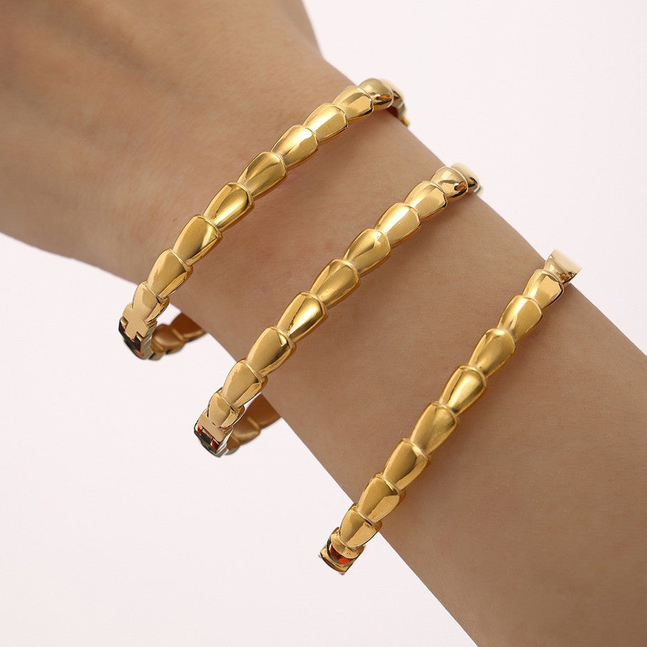 Trend geometric splicing buckle bracelet fashion personality stainless steel plated 18K gold factory wholesale