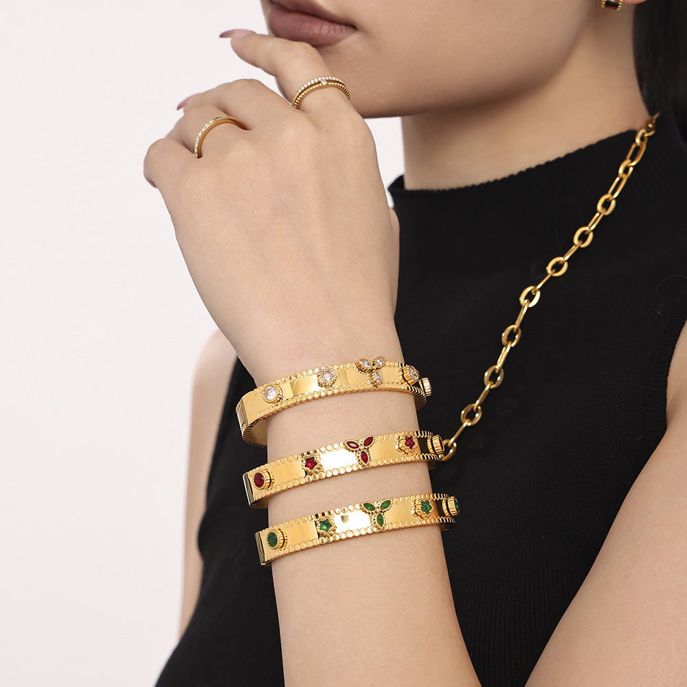 Stainless steel clover zircon bracelet Czech glass flower buckle gear bracelet 18K electroplated real gold pp