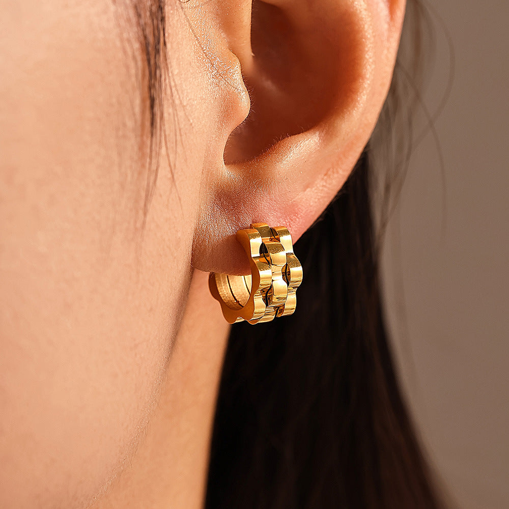 Wind Fashion Strap Texture C-Type Stud Earrings Stainless Steel Plated 18k Gold Trendy Fashion Earrings Women