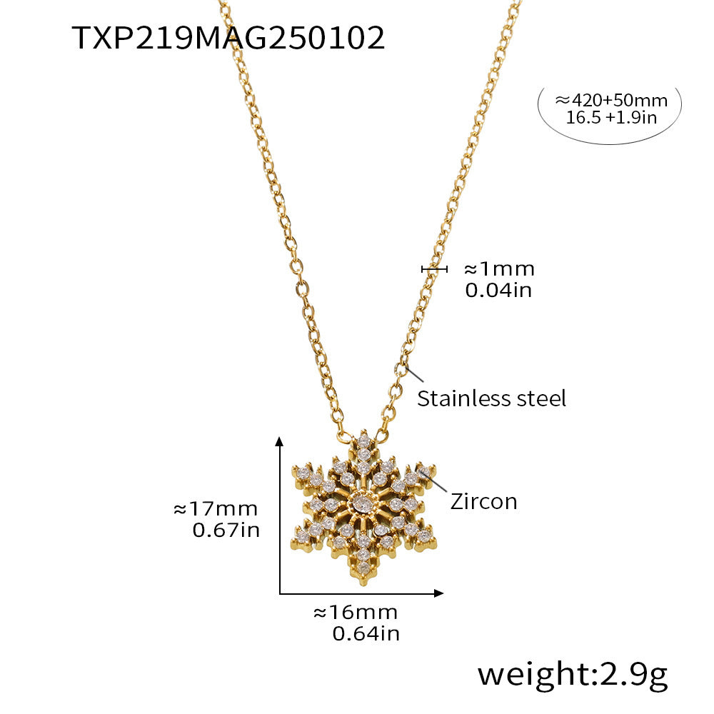 Christmas CNC snowflake super flash zircon pendant collarbone necklace wholesale titanium steel non-fading jewelry women