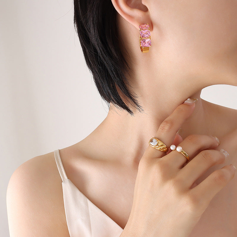 Celebrity fashion retro style temperament summer C-shaped shining pink diamond earrings Internet celebrity trend personalized copper earrings