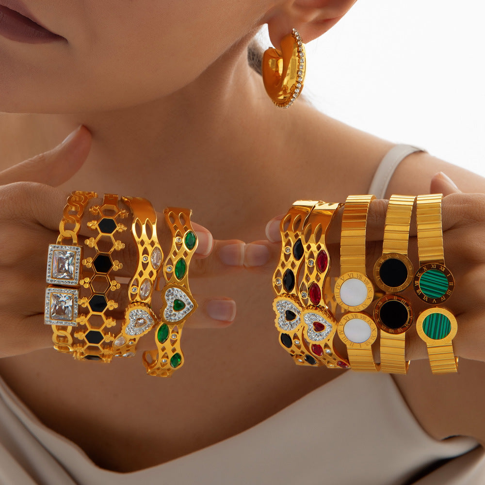 Simple personality niche geometric hollow jewelry texture design sense inlaid diamond design sense titanium steel gold-plated bracelet