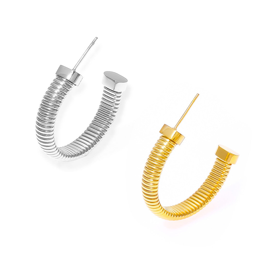 Stylish simple personality niche elegant jewelry geometric multi-layer design titanium steel gold-plated C-shaped earrings
