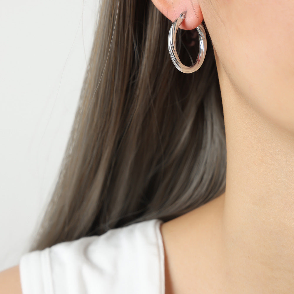 No fading, exaggerated circle, smooth surface, exaggerated large earrings, summer earrings, titanium steel hair accessories, women's 99