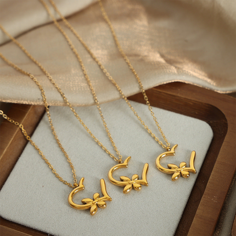 New fashion personality simple niche design titanium steel gold-plated heart pendant necklace earrings set jewelry pp