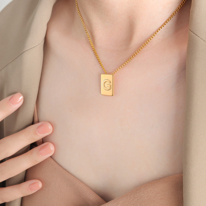 New personalized 26-letter chain square titanium steel gold-plated pendant jewelry women's spot wholesale