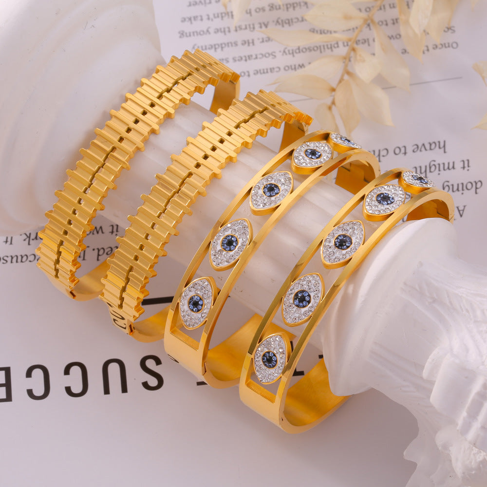 Fashion commuting Simple personality Versatile jewelry Geometric texture Design sense Diamond dripping titanium steel gold-plated bracelet
