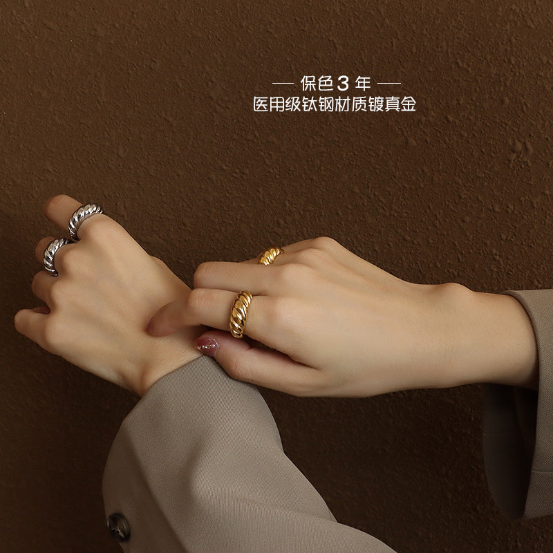 A157-Threaded Surface Casting Ring Tail Ring Titanium Steel Electroplated 18k Gold Ring Female