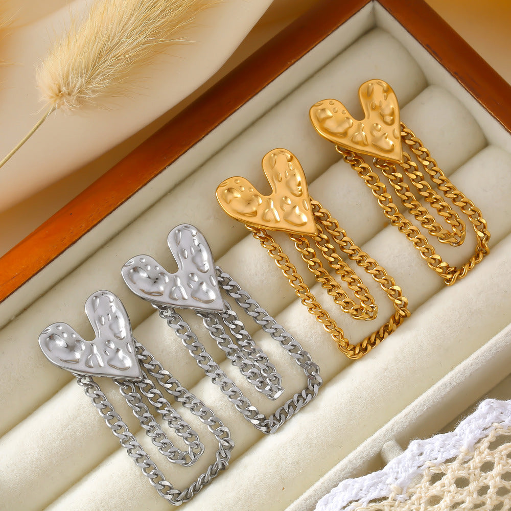 Temperament karst heart stud earrings female retro personality hammer pattern love fringe chain stainless steel earrings wholesale