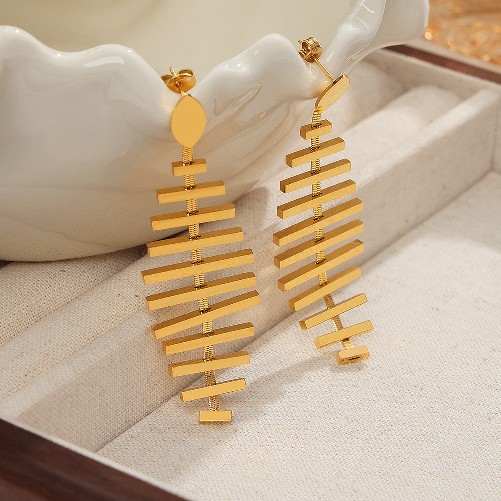 New personalized niche design fashion creative titanium steel plated 18K goldfish bone long earrings jewelry wholesale