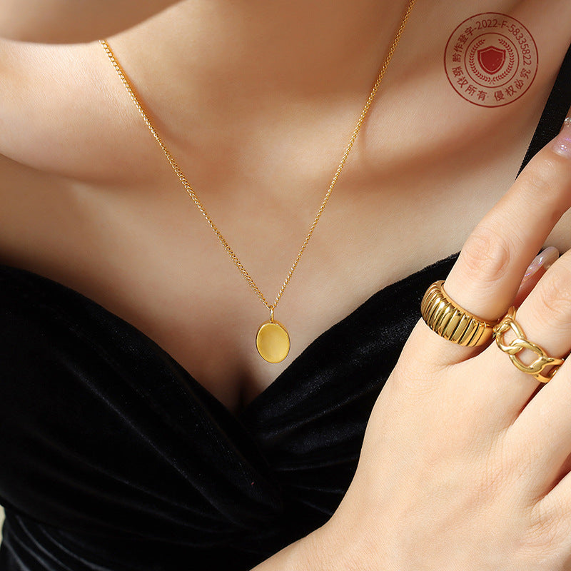 Design Sense Exquisite Geometric Oval Pendant Necklace Versatile Personality Fashion Light Luxury Titanium Steel Gold Plated Clavicle Chain