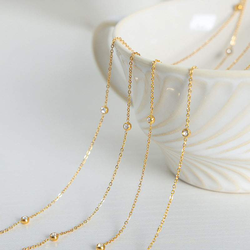 New high-end niche design simple trend titanium steel gold-plated diamond collarbone chain personalized jewelry female pp