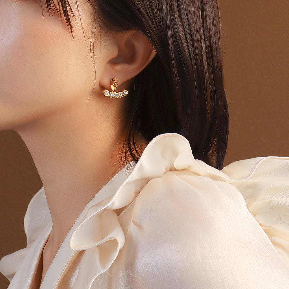 Marka style earrings Prince Wen same temperament imitation pearl earrings titanium steel 18K gold