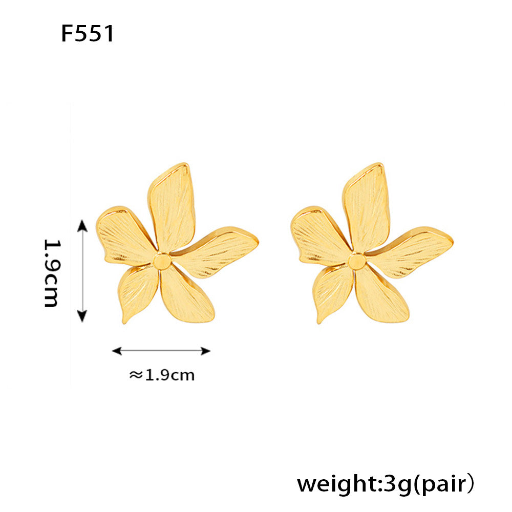 Popular stainless steel exaggerated flower earrings women's French fashion light luxury personalized small flower stud earrings