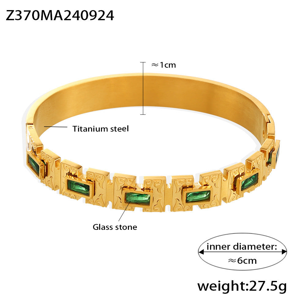 Hot-selling green square glass bracelet buckle design titanium steel plated 18K gold color-preserving cross-border bracelet