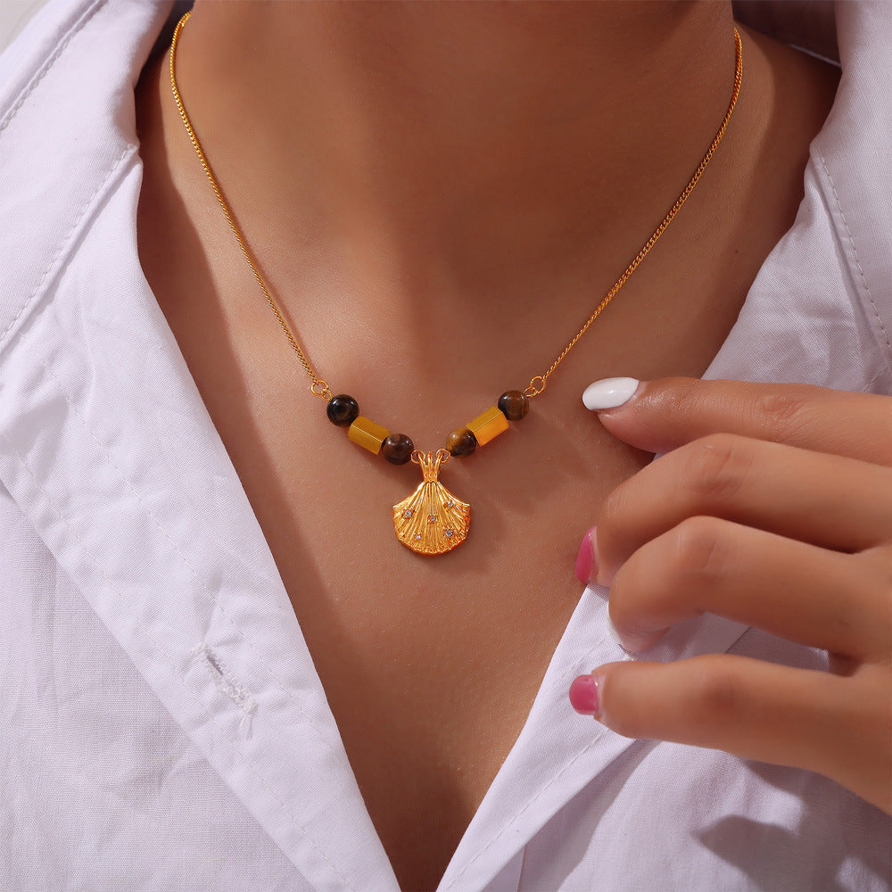 Vintage niche Vintage jewelry Tiger's eye stone pendant with diamond shell shape design titanium steel necklace