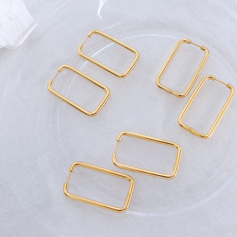 Hot-selling simple plain circle niche design personalized fashion stud earrings titanium steel plated 18k gold earrings manufacturers wholesale