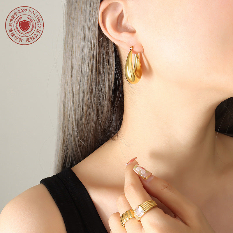 New U shape size earrings titanium steel gold-plated hot-selling European and American style does not fade fashionable personalized ear jewelry 99
