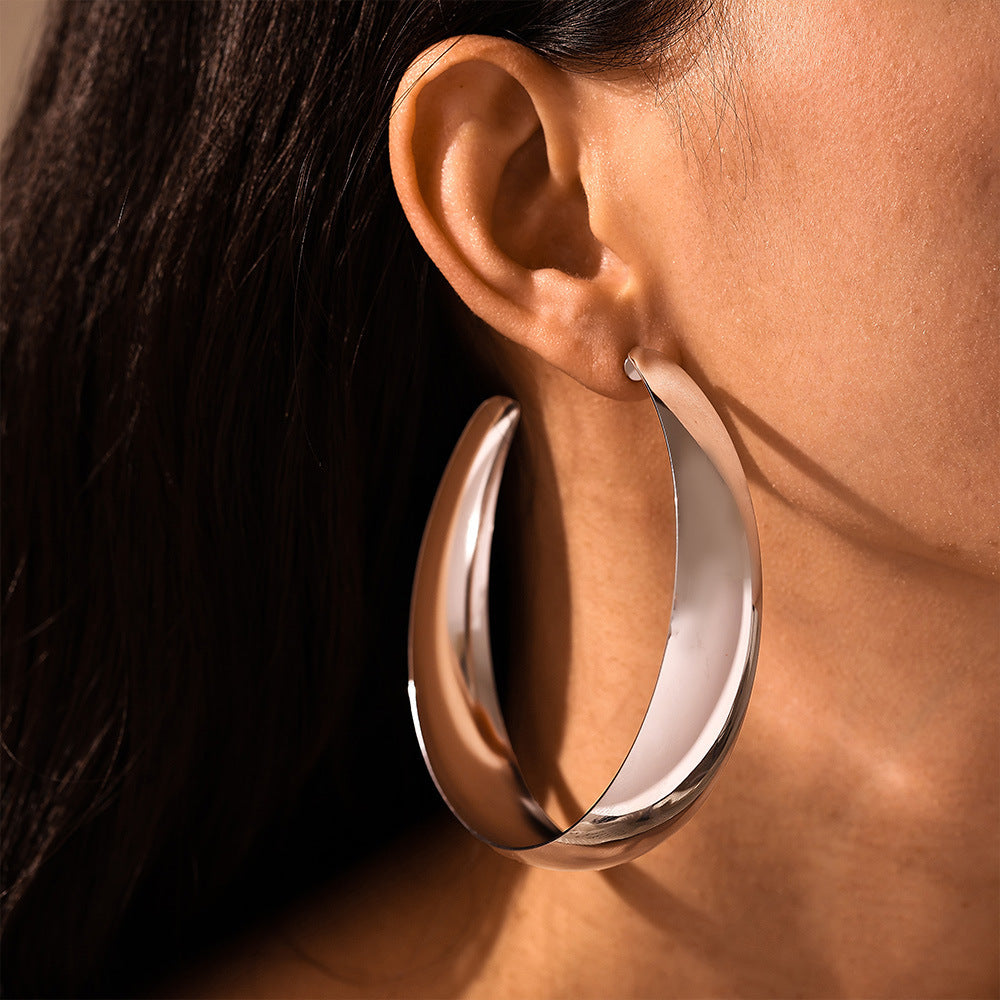 Exaggerated large circle earrings women's earrings stainless steel plated 18k gold fashionable glossy earrings