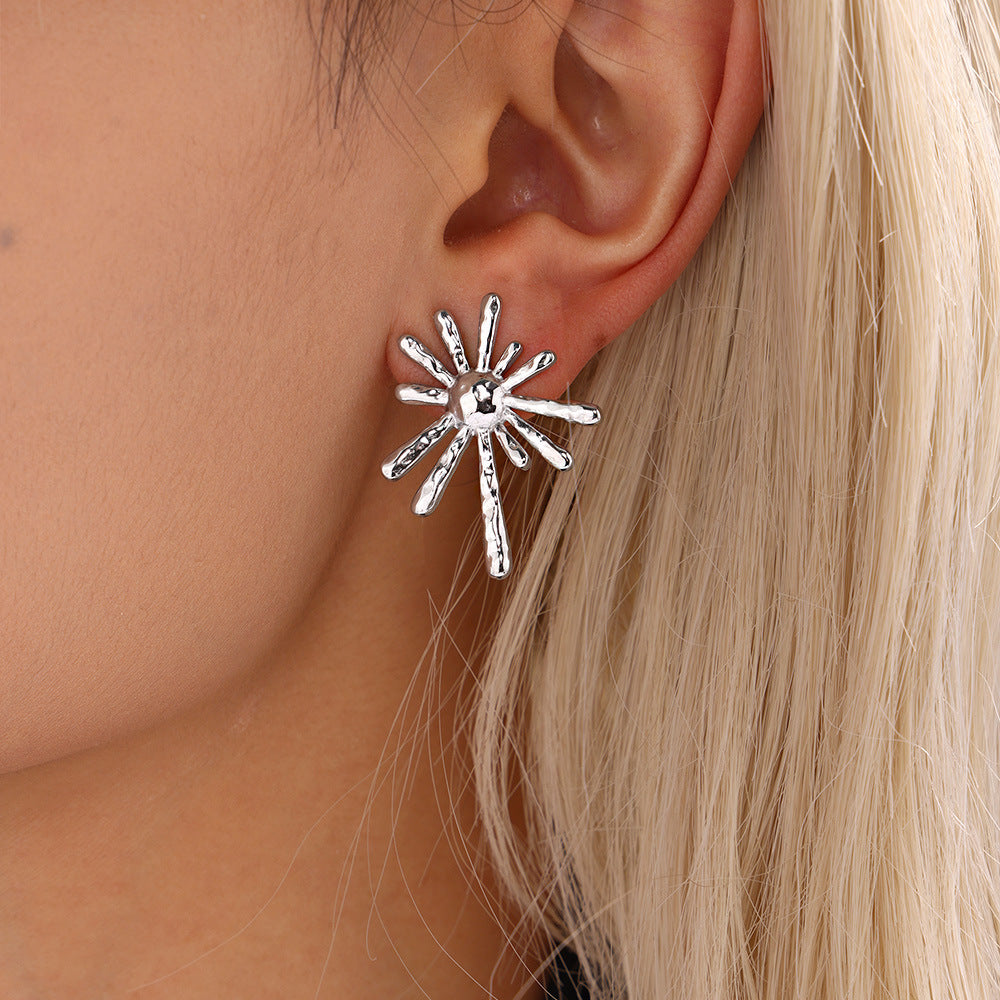 Stainless steel plated 18K gold sun ray radial stud earrings new personalized exaggerated earrings 99