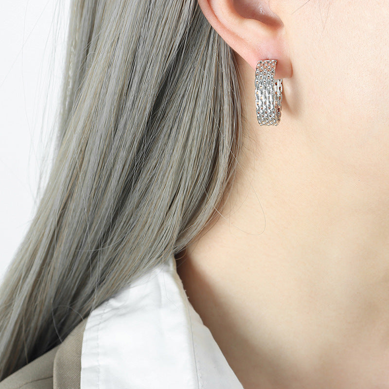 Design light luxury non-fading earrings versatile earrings feminine geometric woven titanium steel electroplated 18K gold stud earrings jewelry pp