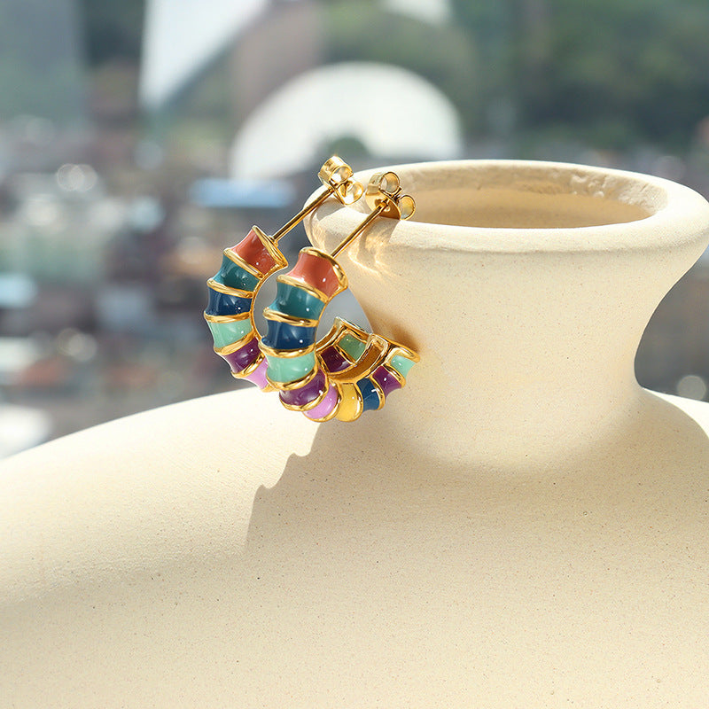 - Temperament geometric simple bamboo earrings, niche design drip rainbow C-shaped earrings multi-color stud earrings pp