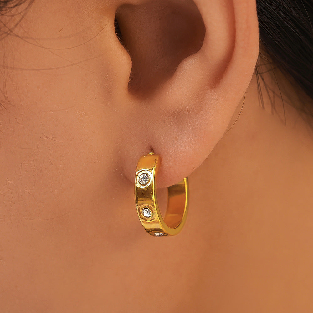 Popular jewelry C-shaped zircon earrings simple cold wind 18K gold-plated titanium steel earrings wholesale