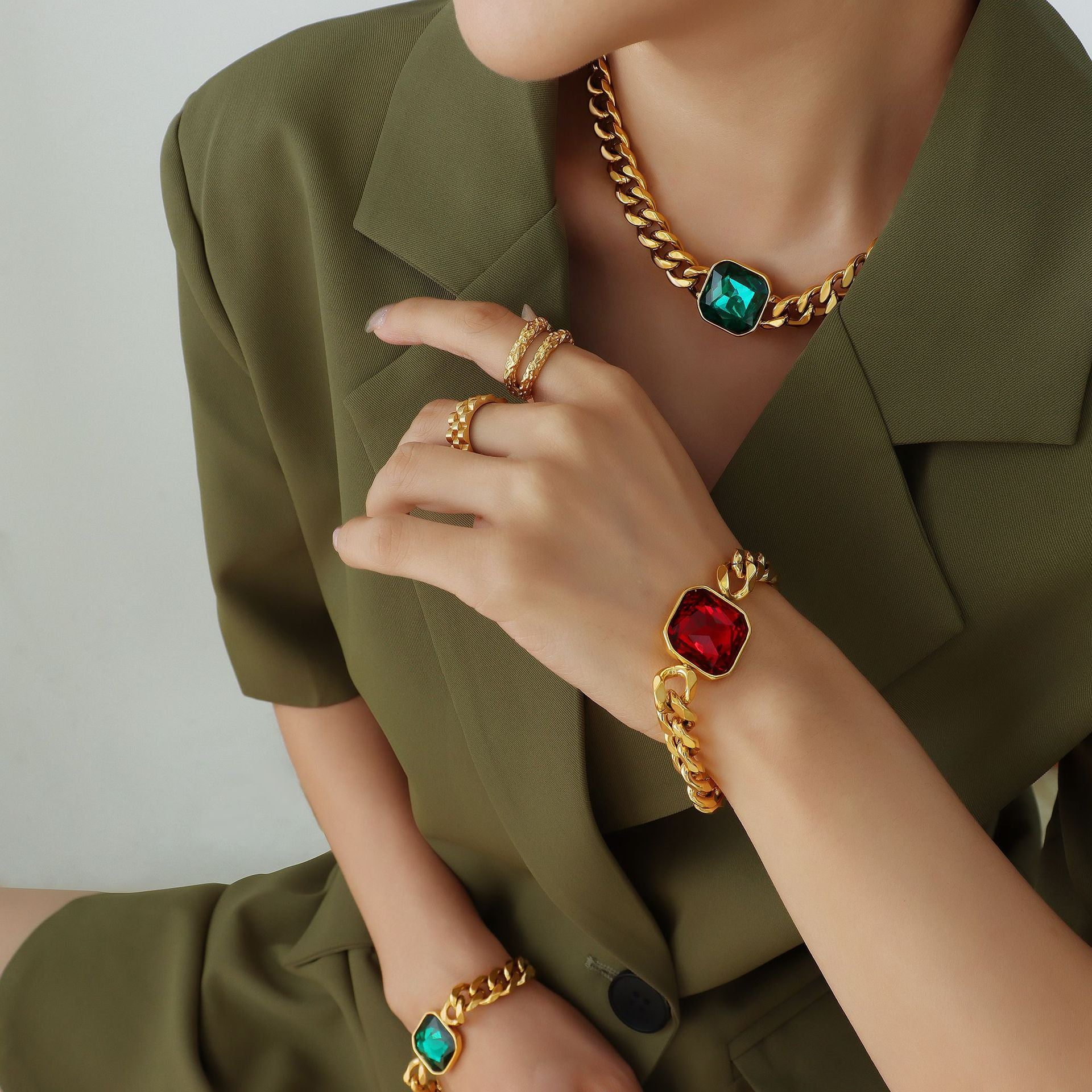 New personalized niche light luxury cross-border clavicle chain color zircon simple titanium steel bracelet jewelry women