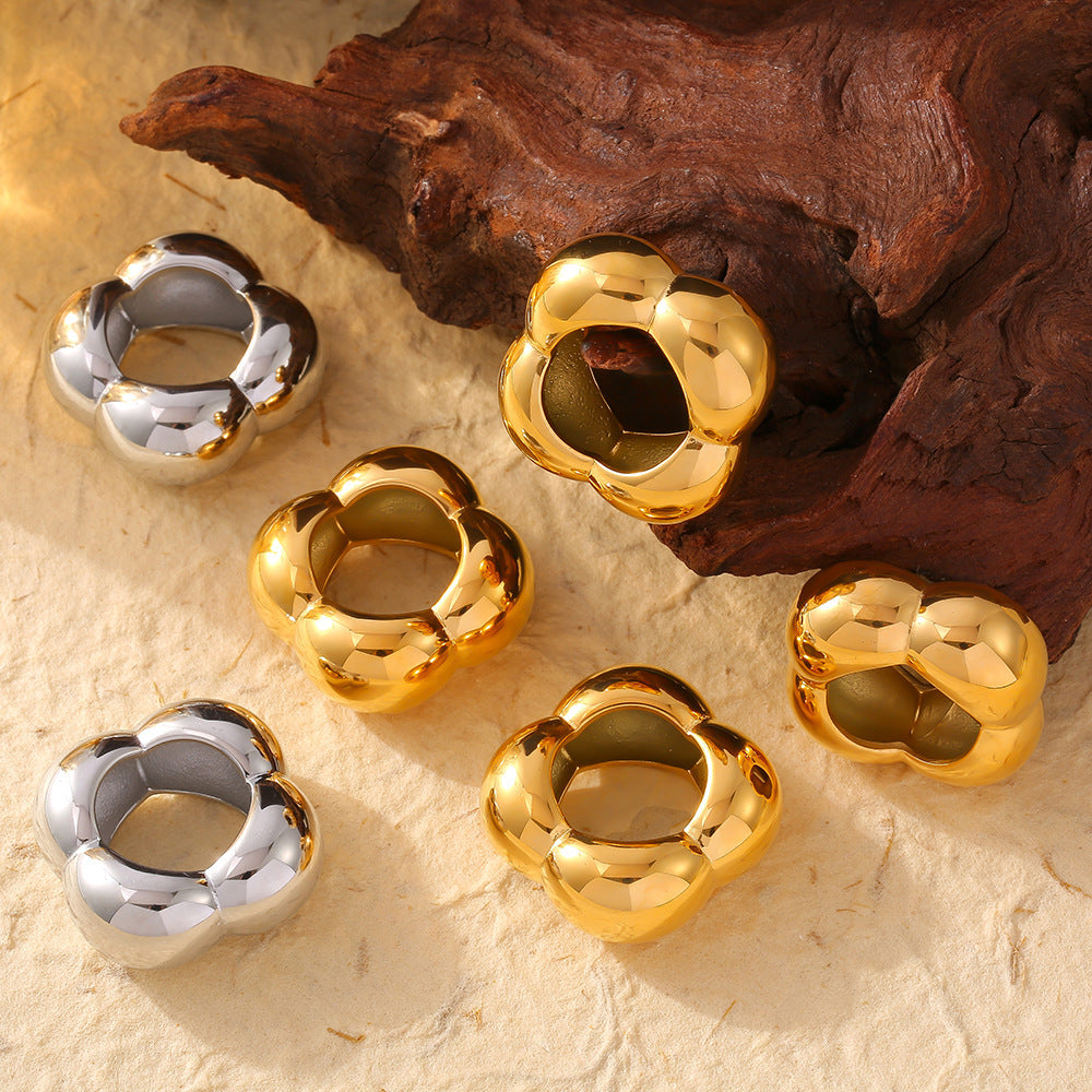 Fashion Hollow Flower Smooth Geometric Ring Women's 18k Real Gold Stainless Steel Ring Jewelry Wholesale