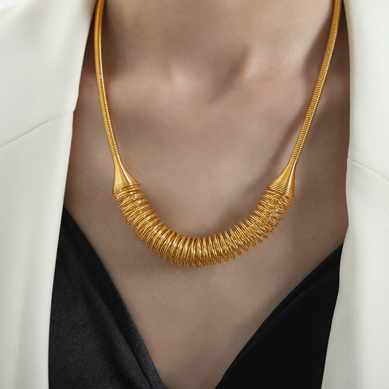 New high-end fashion personalized design retro temperament titanium steel gold-plated pendant necklace jewelry female pp