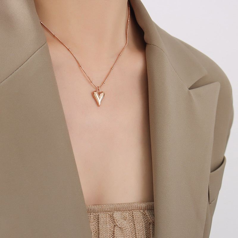 Trend cold wind light luxury fashion simple love necklace titanium steel plated 18K real gold neck chain P575