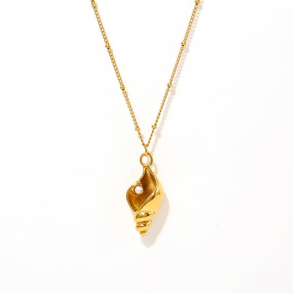 Conch inlaid imitation pearl collarbone necklace women's titanium steel 18k plated real gold niche versatile necklace wholesale 99