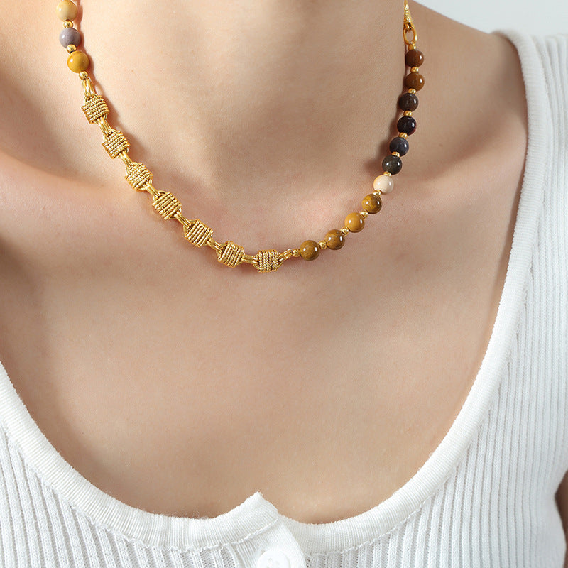 New European high-end light luxury personalized niche titanium steel gold-plated natural crystal stone necklace jewelry p