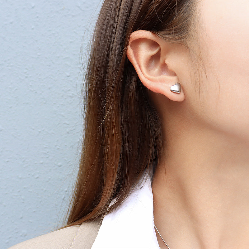 Accessories, Love Peach Heart Earrings Fashion Temperament Heart Earrings Women, Titanium Steel 18k Gold F40899