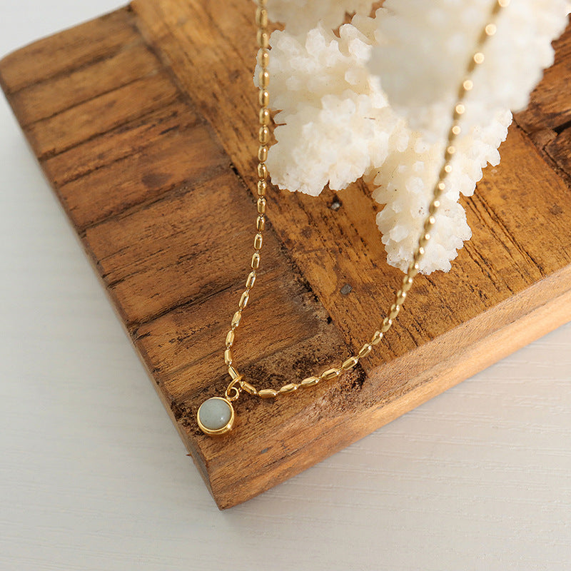 Versatile court retro natural stone rice bead chain necklace new titanium steel gold-plated jewelry female 99