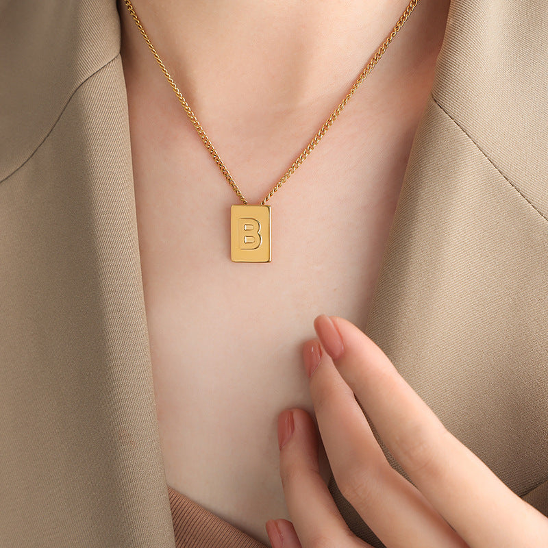 New personalized 26-letter chain square titanium steel gold-plated pendant jewelry women's spot wholesale