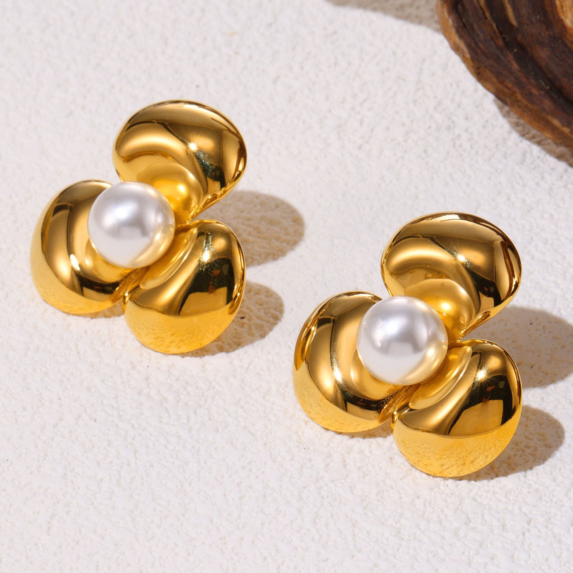 Textured petals flower inlaid bead stud earrings stainless steel electroplated 18K real gold earrings earrings combination